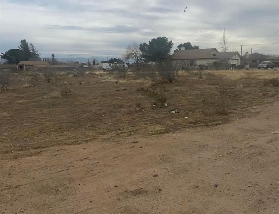1st image of Cottonwood Ave