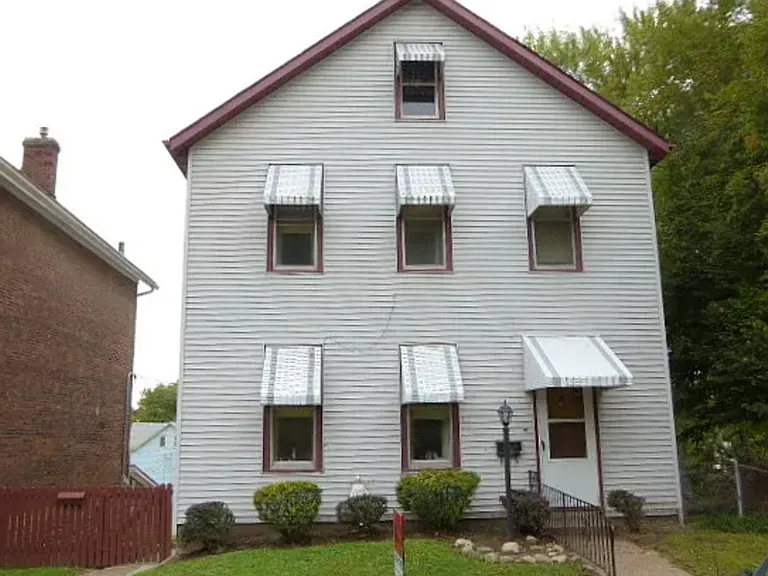2403 Stafford St — Photo 1
