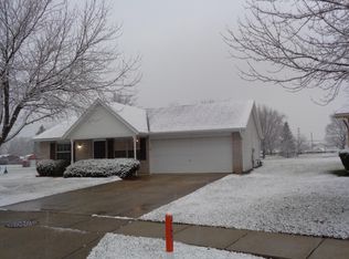 2210 Neon Ct, Springfield, OH 45503