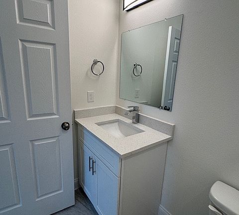 3rd image of 440 East St #2