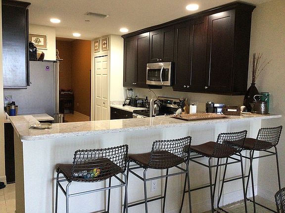 4th image of 1921 Monte Carlo Dr Unit 402