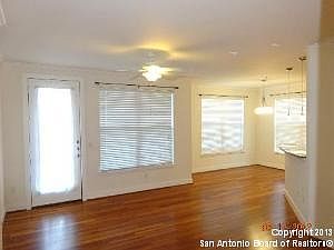 4th image of 7342 Oak Manor Dr