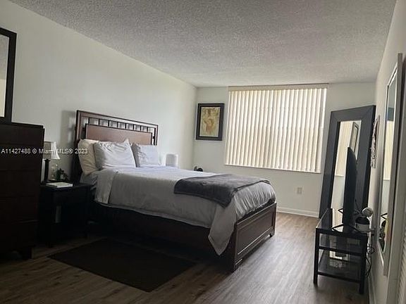 5th image of 9310 Fontainebleau Blvd APT 210