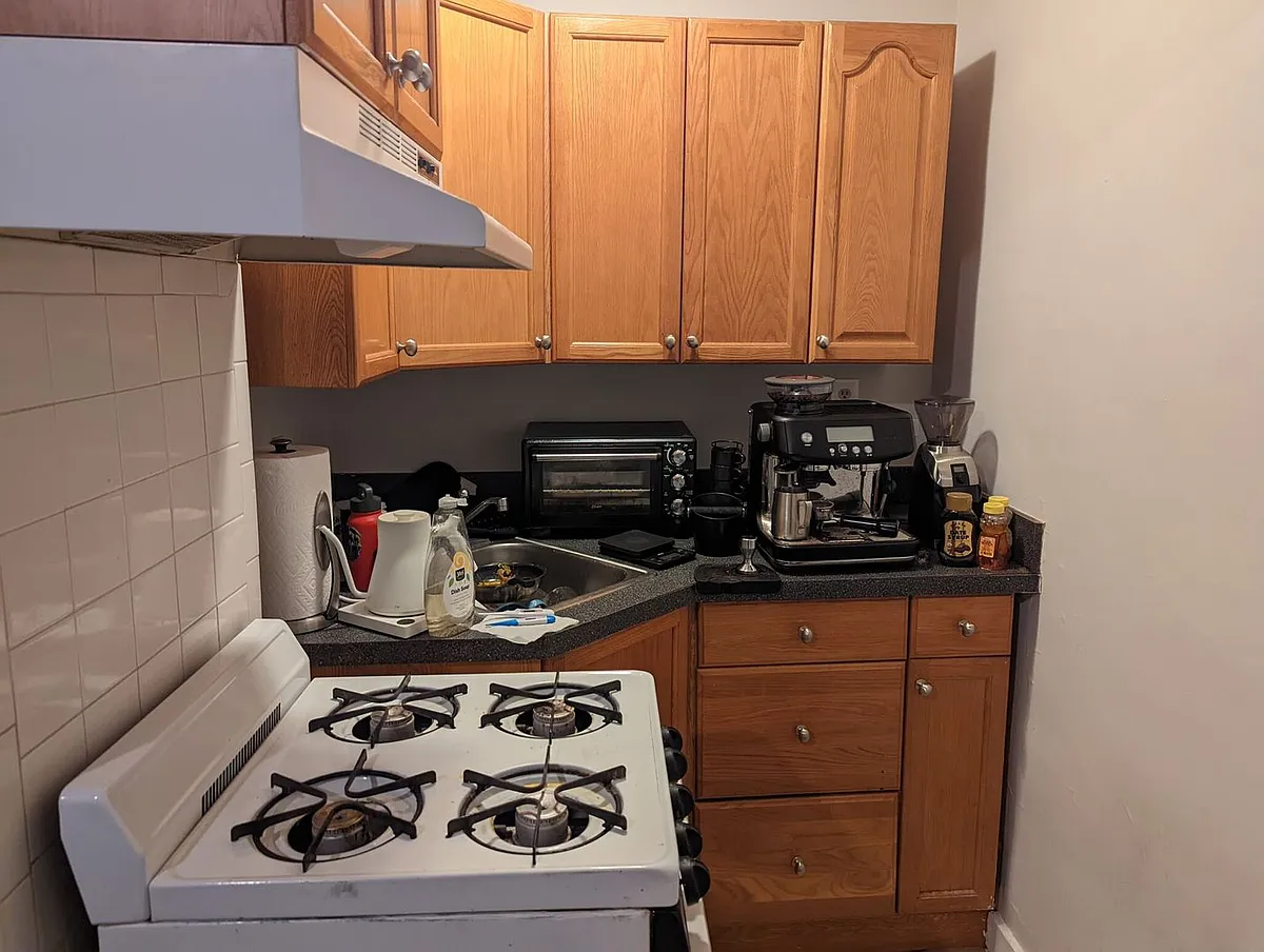 Building Photo - 36 Hemenway St #218