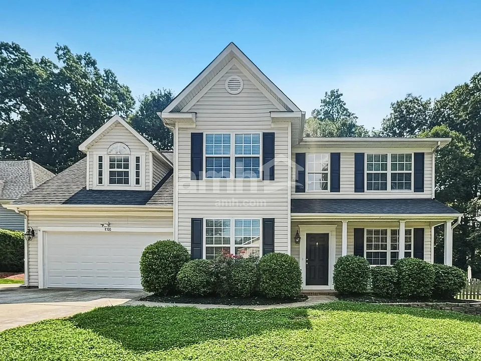 8526 Fox Tail Ln