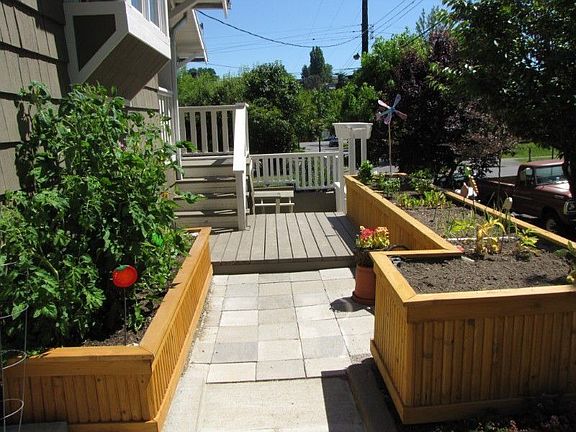 Patio and deck with urban garden