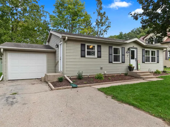 420 S Milwaukee Ave, Oconto Falls, WI 54154