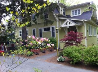 184 N Elm St, Northampton, MA 01060