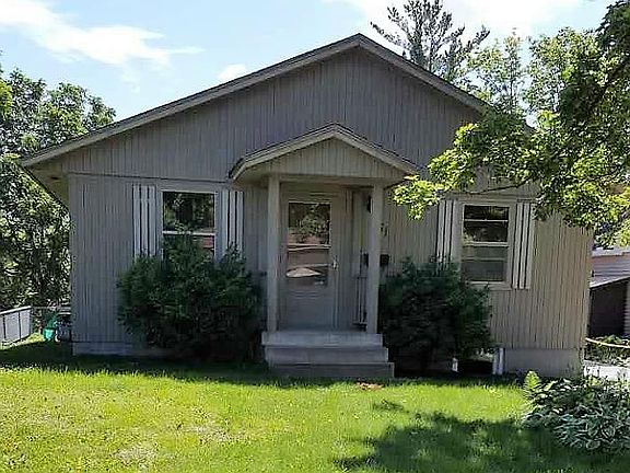 2nd image of 251 20th Ave N