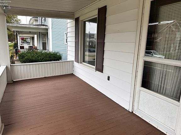 3rd image of 1026 Hazel St