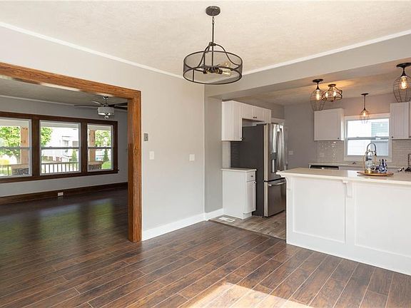 5th image of 2038 Elmwood Ave