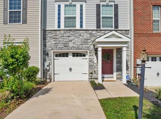 12 Arenas Ct, Capitol Heights, MD 20743