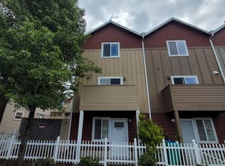 8746 SE Division St, Portland, OR 97266