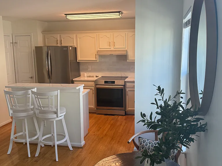 1522 Parks Ave — Photo 14