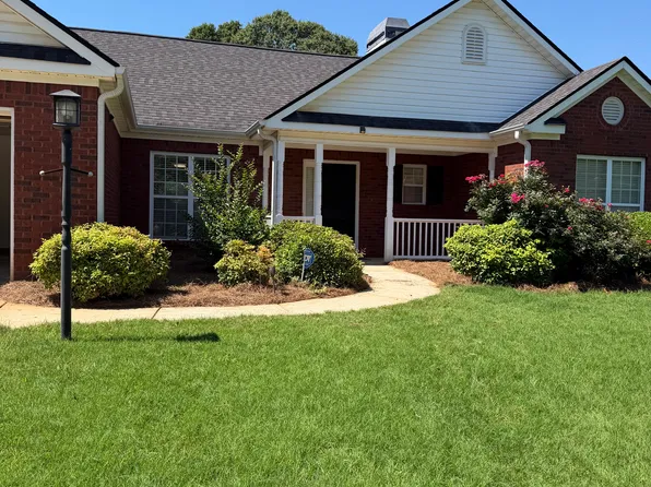 626 Morningside Dr, Stockbridge, GA 30281