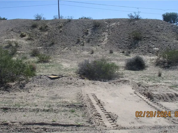 4686 Sierra Vista Dr, Topock, AZ 86436
