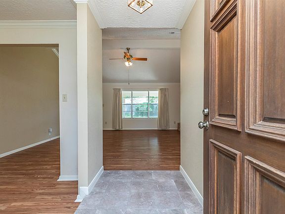 2nd image of 12414 Campos Dr