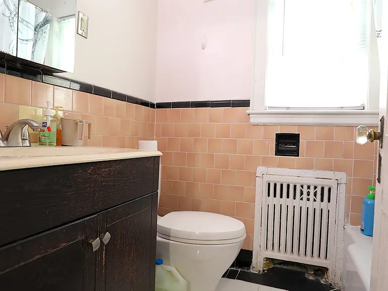 29 Wiltshire Rd #1 — Photo 6