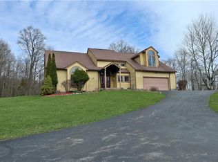 5561 Lake Rd, Tully, NY 13159