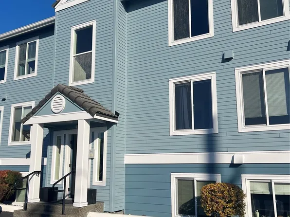 625 N Jackson Avenue #A-15, Tacoma, WA 98406