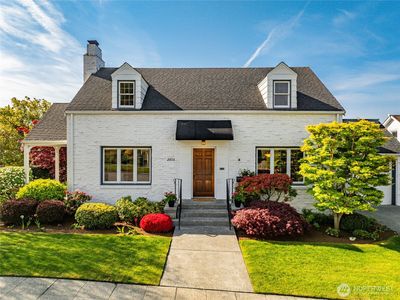 2803 W Garfield Street, Seattle, WA, 98199