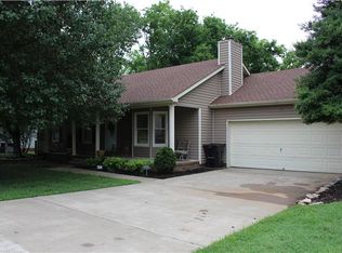 2107 E Ridge Dr, Murfreesboro, TN 37130