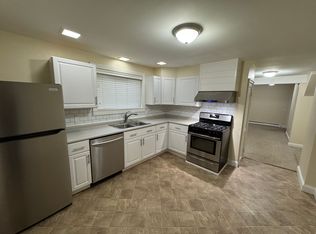 60 Park St #1, Exeter, NH 03833