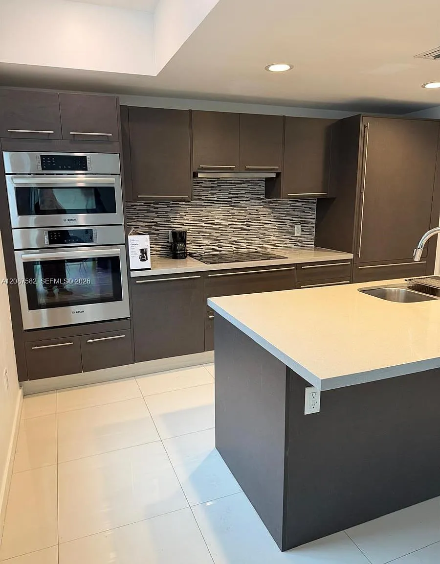 Midtown Doral Condo 4 — Photo 3