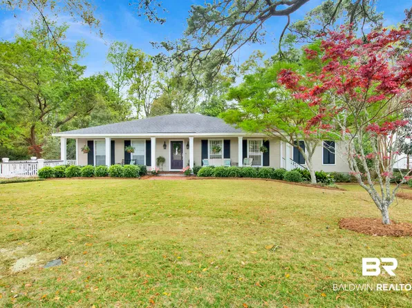 210 Mershon St, Fairhope, AL 36532