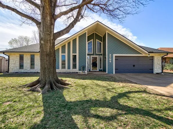 2704 Morrison Trl, Edmond, OK 73003