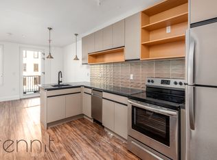 26-25 3rd St #503B, Astoria, NY 11102