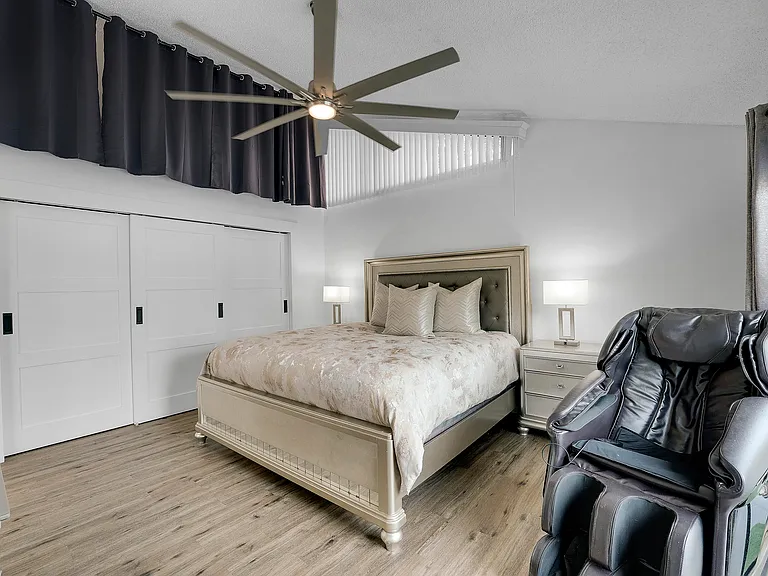 5653 Golden Eagle Cir — Photo 12