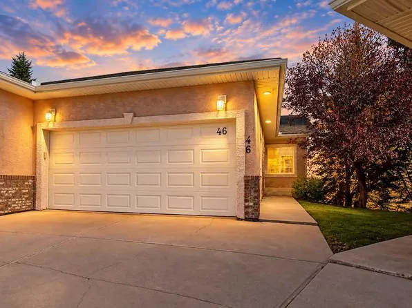 46 SW Harvest Grove Grn NE, Calgary, AB T3K 4W5