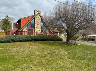 404 Greenbrier Ave, Wht Sulphur S, WV 24986