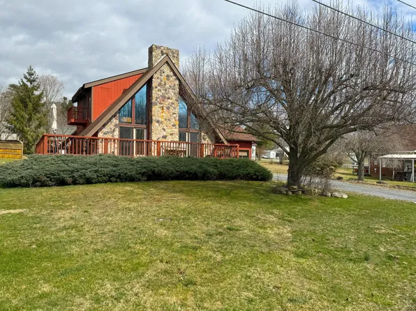 404 Greenbrier Ave, Wht Sulphur S, WV 24986