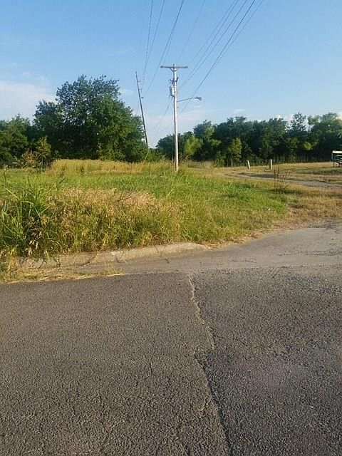 2nd image of 5017 Pickett St Lot 13