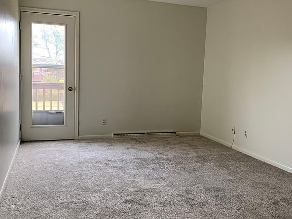 4th image of 4037 N Westport Ct