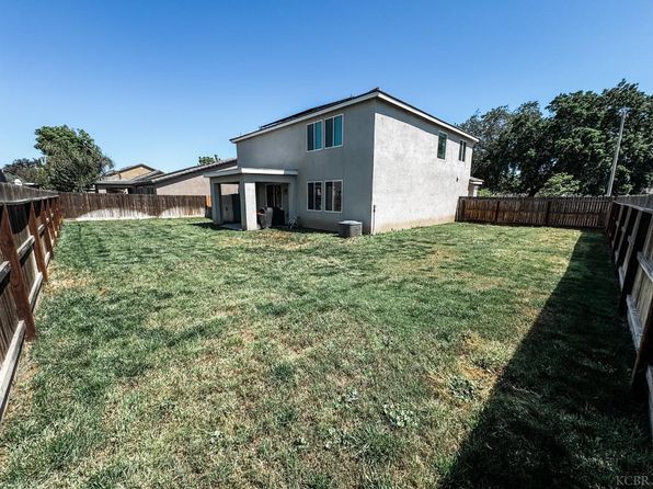 1075 Opal Ave, Lemoore, CA 93245