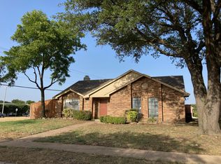 489 Whitley St, Cedar Hill, TX 75104