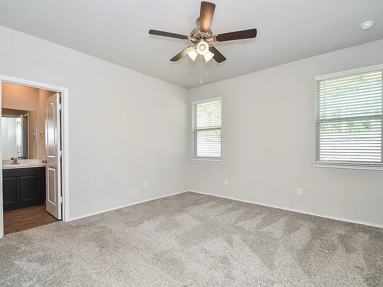 14118 Silver Falls Ct — Photo 17