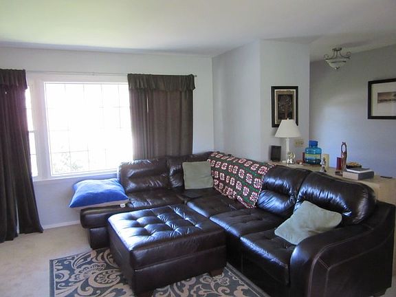 5th image of 22 Ashlawn Ave