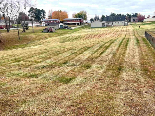 1698 Clay St, Flatwoods, KY 41139