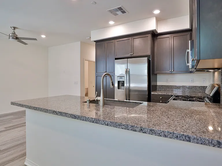 7070 Montecito Ln — Photo 24
