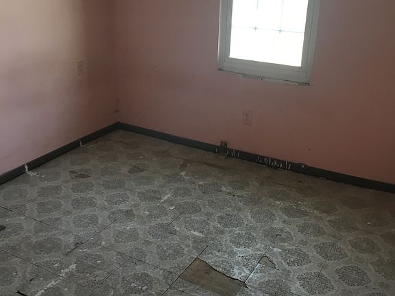 4th image of 12330 Garland Ave