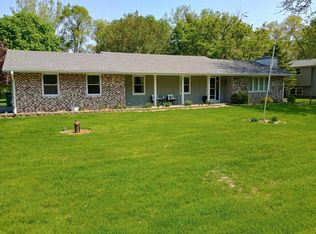 11252 Edgemere Ter, Roscoe, IL 61073