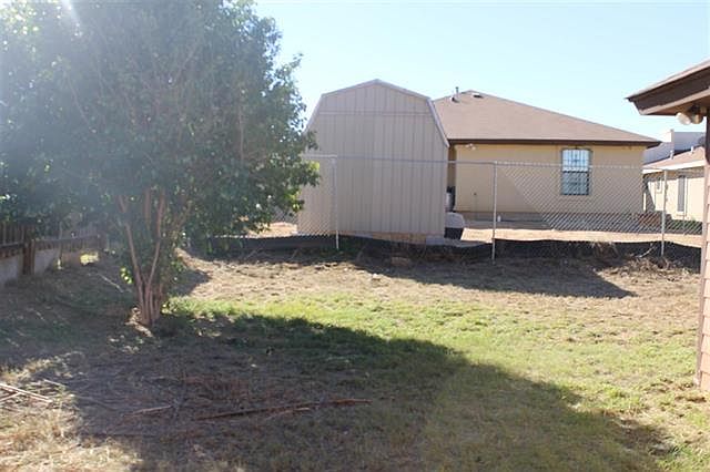 2nd image of 111 Cobble Ct