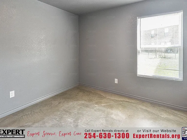 2816 Leroy Cir #B — Photo 12