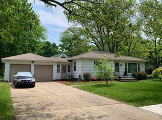 737 Plasman Ave, Holland, MI 49423