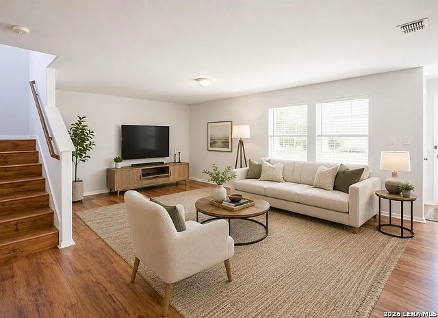 5 bed, 3.5 bath, 2463 sqft, $2,100 — Photo 4