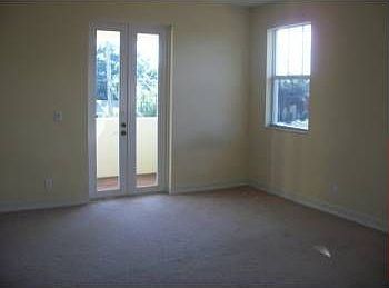 4th image of 1431 NE 34 Ct